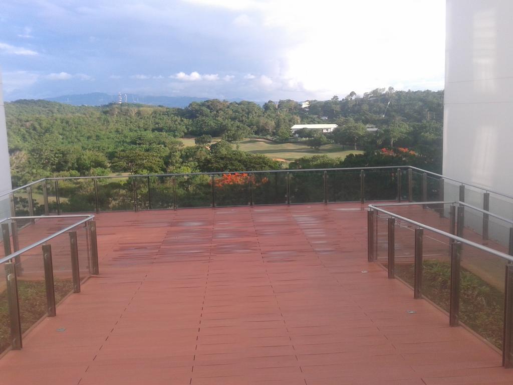 Exclusive Beach And Pools Oceanway Residences Yapak Exterior foto